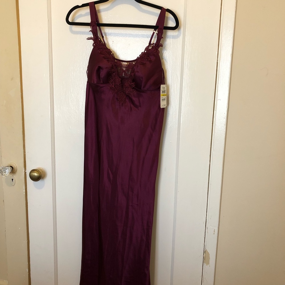 Sexy Flora Nikrooz Purple Nightgown - NWT Size M